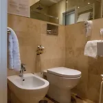 Sofia's 4*
