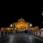 Sofia's 4*